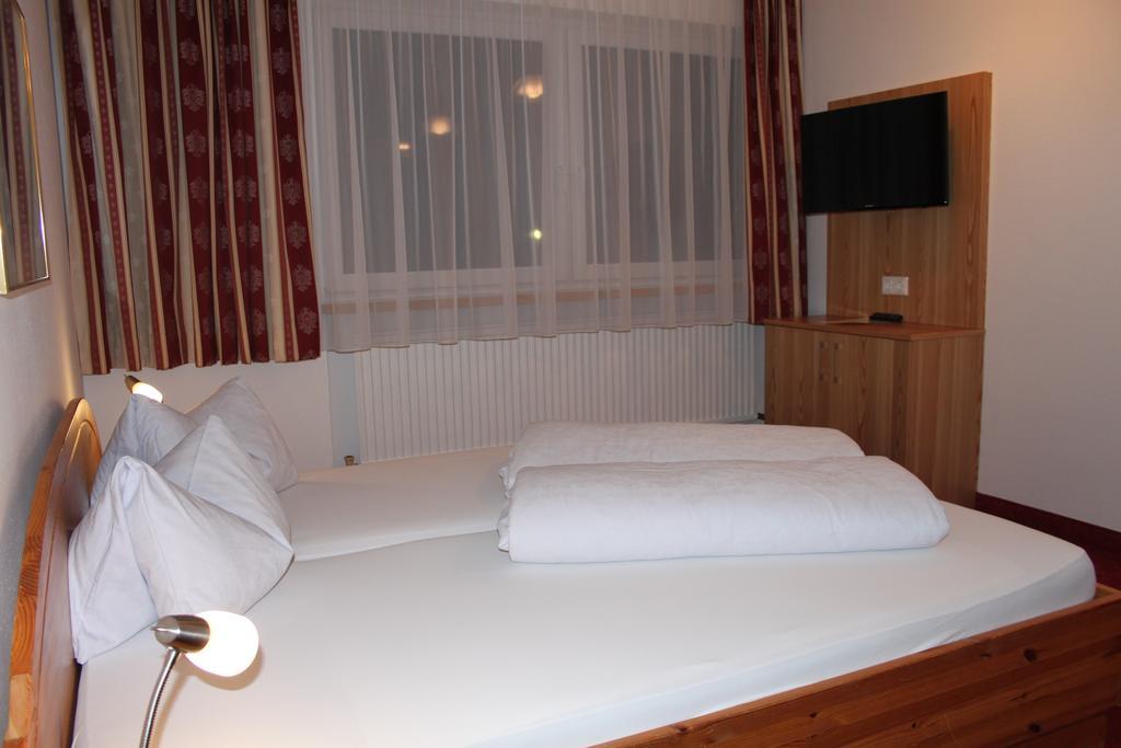 Haus Roman Falch St. Anton am Arlberg Exterior foto