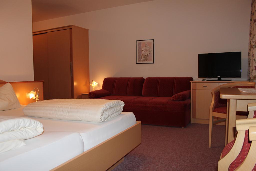 Haus Roman Falch St. Anton am Arlberg Exterior foto